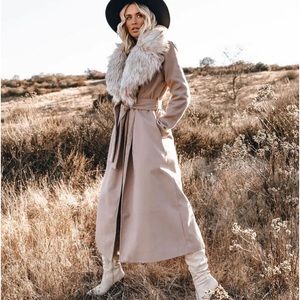 Vici - Frederica Pocketed Faux Fur Collar Coat, Size M. (NWOT)